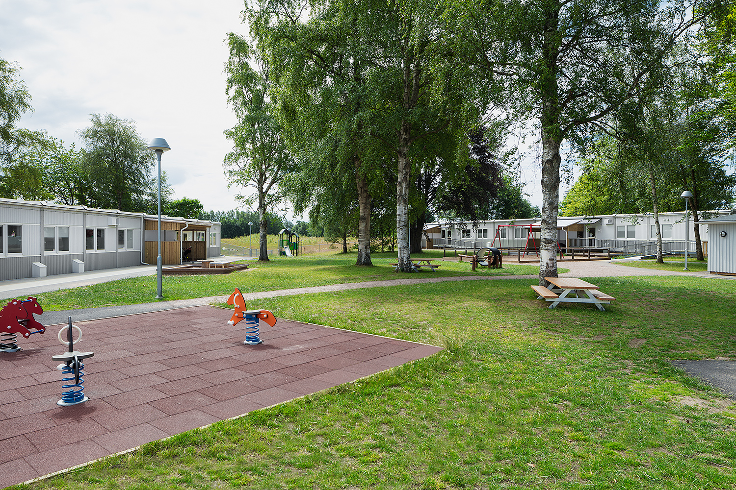 Utemiljö Nordala förskola i Vallås, lekpark med gröntområde