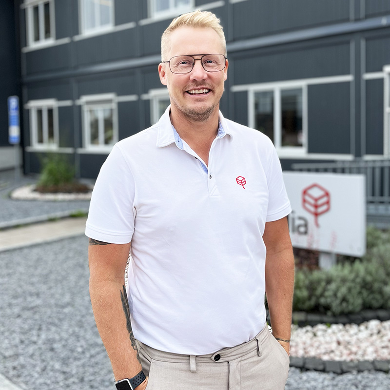 Tobias Holm Karlberg, expandia